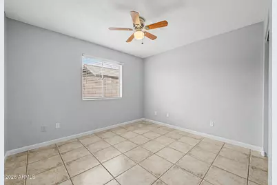 10448 W Seldon Lane, Peoria, AZ 85345 - Photo 23