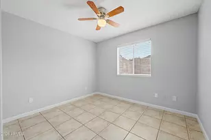 10448 W Seldon Ln, Peoria, AZ 85345 - Photo 21