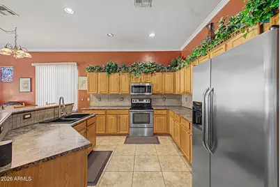 10102 W Riverside Avenue, Tolleson, AZ 85353 - Photo 13