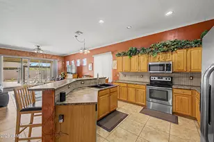 10102 West Riverside Avenue, Tolleson, AZ 85353 - Photo 15