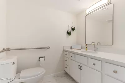 10441 W Twin Oaks Drive, Sun City, AZ 85351 - Photo 15