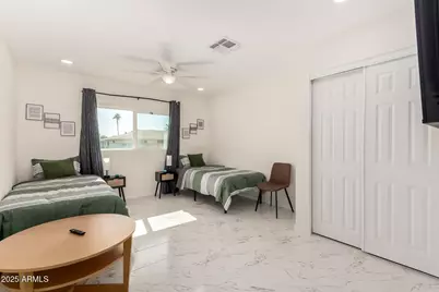 10441 W Twin Oaks Drive, Sun City, AZ 85351 - Photo 13