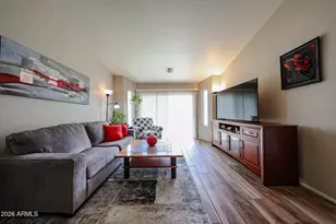 653 W Guadalupe Rd, Mesa, AZ 85210 - Photo 7