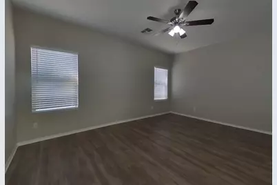 15441 W Cameron Drive, Surprise, AZ 85379 - Photo 7