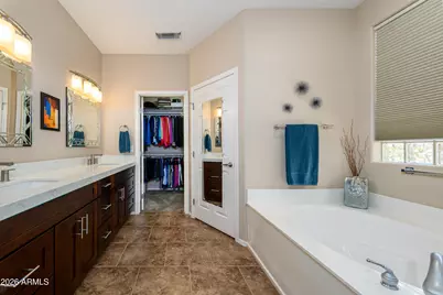 20356 N Denizen Drive, Surprise, AZ 85387 - Photo 19