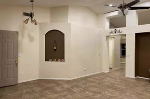 870 N Madrid Ln, Chandler, AZ 85226 - Photo 5