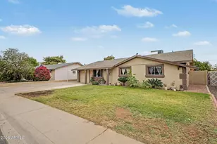 3613 W Echo Ln, Phoenix, AZ 85051 - Photo 3