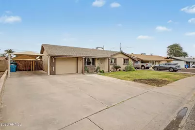 3613 W Echo Lane, Phoenix, AZ 85051 - Photo 1
