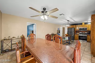 3613 W Echo Lane, Phoenix, AZ 85051 - Photo 7