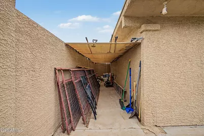 3613 W Echo Lane, Phoenix, AZ 85051 - Photo 29