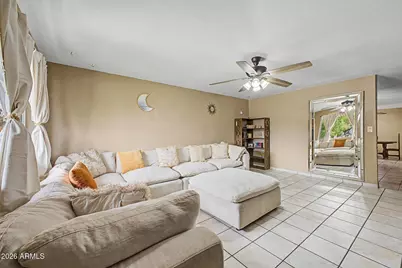 3613 W Echo Lane, Phoenix, AZ 85051 - Photo 3