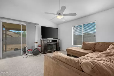5312 S 29th Lane, Phoenix, AZ 85041 - Photo 15