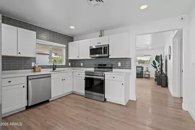 3221 E Andorra Drive, Phoenix, AZ 85032 - Photo 3