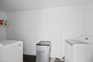3221 E Andorra Dr, Phoenix, AZ 85032 - Photo 25