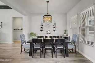7637 S Barlow Dr, Gilbert, AZ 85298 - Photo 9