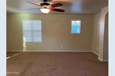 957 S Wallrade Lane, Gilbert, AZ 85296 - Photo 7
