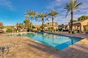 957 S Wallrade Ln, Gilbert, AZ 85296 - Photo 27