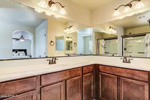 957 S Wallrade Ln, Gilbert, AZ 85296 - Photo 25