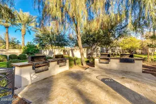 957 S Wallrade Ln, Gilbert, AZ 85296 - Photo 31
