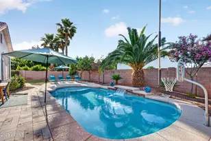 2762 E Carob Dr, Gilbert, AZ 85298 - Photo 3