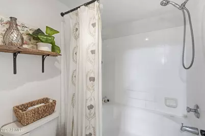 1880 E Morten Avenue #120, Phoenix, AZ 85020 - Photo 17