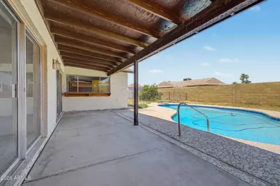 5208 W Shangri La Road, Glendale, AZ 85304 - Photo 5