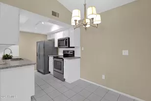 5136 E Evergreen St, Mesa, AZ 85205 - Photo 9