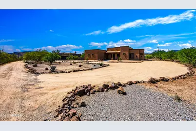 43811 N 18th Street, New River, AZ 85087 - Photo 5