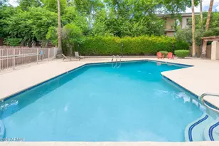 4530 E Rhonda Dr, Phoenix, AZ 85018 - Photo 33