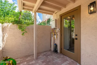 4530 E Rhonda Drive, Phoenix, AZ 85018 - Photo 29
