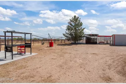 50809 N 439th Avenue, Wickenburg, AZ 85390 - Photo 15
