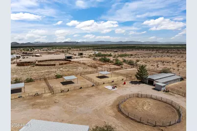 50809 N 439th Avenue, Wickenburg, AZ 85390 - Photo 9