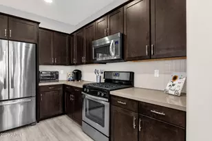 2477 W Market Pl, Chandler, AZ 85248 - Photo 7