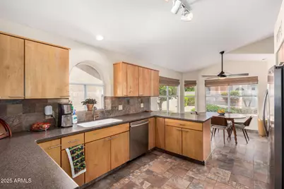19029 N 36th Street, Phoenix, AZ 85050 - Photo 7