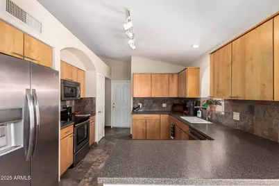 19029 N 36th Street, Phoenix, AZ 85050 - Photo 9