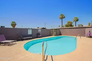 2525 N 52nd St, Phoenix, AZ 85008 - Photo 1