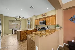 923 E Waterview Pl, Chandler, AZ 85249 - Photo 9