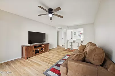 4610 N 68th Street #409, Scottsdale, AZ 85251 - Photo 7