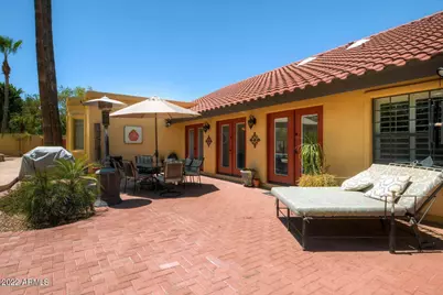 3437 E Equestrian Trail, Phoenix, AZ 85044 - Photo 19