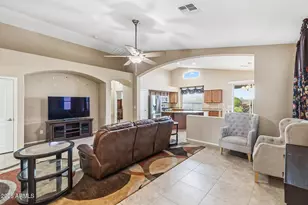 18273 N Canal Dr, Surprise, AZ 85374 - Photo 3