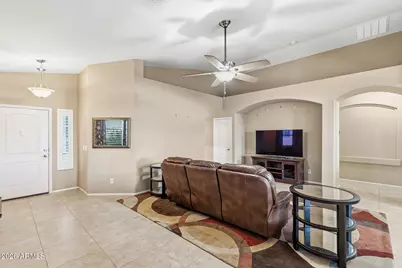 18273 N Canal Drive, Surprise, AZ 85374 - Photo 5