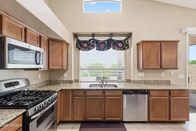 18273 N Canal Drive, Surprise, AZ 85374 - Photo 13