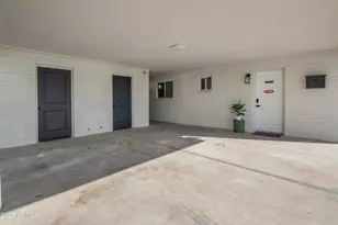 1809 N 42nd St, Phoenix, AZ 85008 - Photo 3