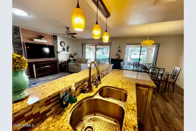 9734 W Kerry Lane, Peoria, AZ 85382 - Photo 3