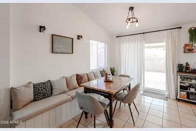 11301 W Golden Lane, Peoria, AZ 85345 - Photo 13