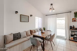 11301 W Golden Ln, Peoria, AZ 85345 - Photo 13