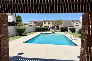 2518 E Shaw Butte Dr, Phoenix, AZ 85028 - Photo 19