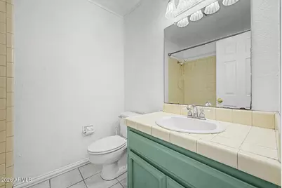 2518 E Shaw Butte Drive, Phoenix, AZ 85028 - Photo 17