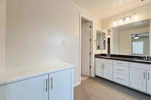 2345 W Gloria Ln, Phoenix, AZ 85085 - Photo 15