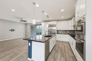 2345 W Gloria Ln, Phoenix, AZ 85085 - Photo 5